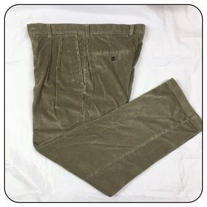 Claiborne Tan Corduroy 32/30 Pleated Dress Pants